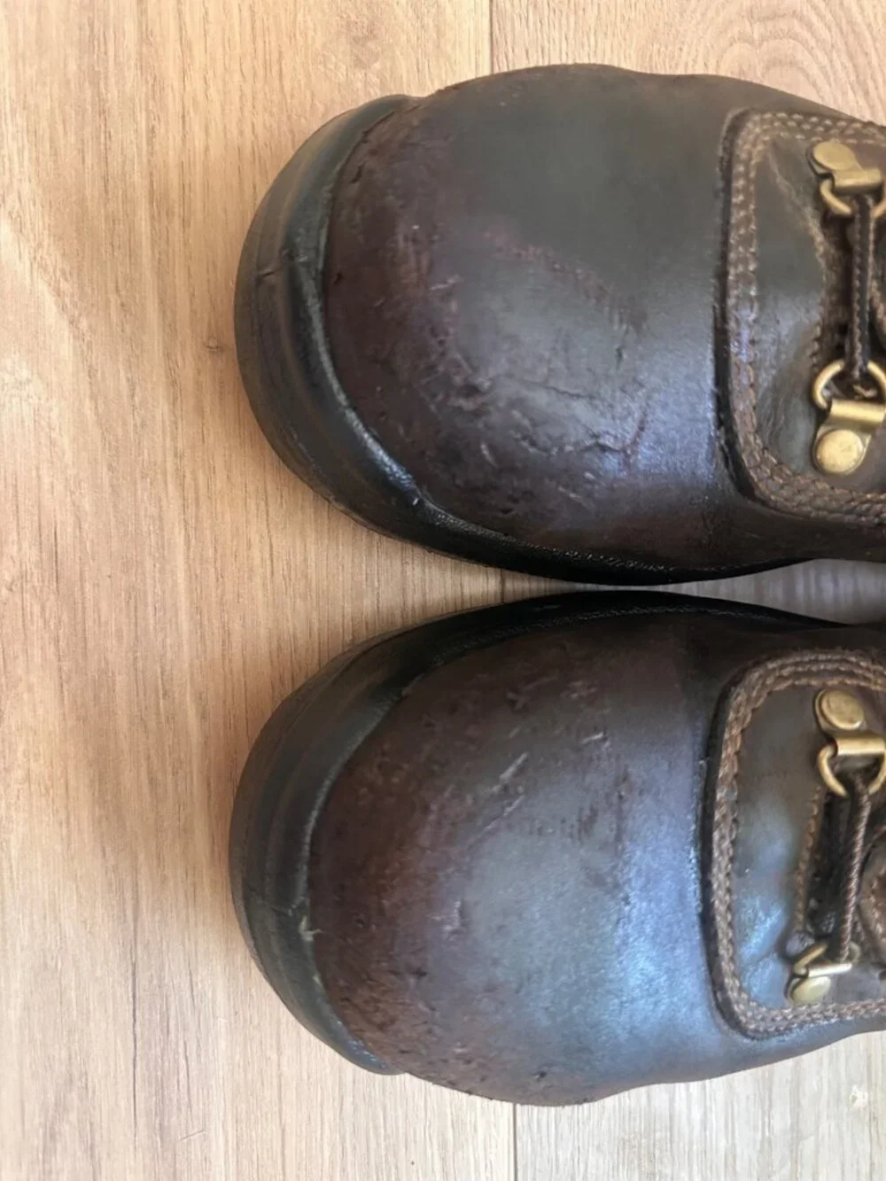 Red Wing Irish Setter Brown Leather Work Boots Oil-Resistant Men Size 7.5 Nubuck